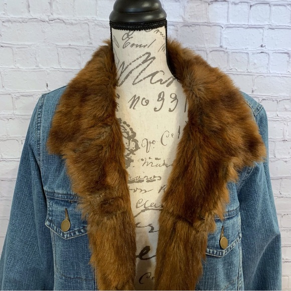 Denim and Co vintage fur lined button front denim jacket size Large - Picture 7 of 13